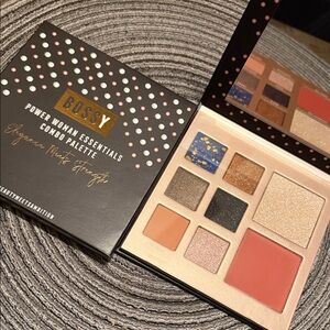 Bossy Elegant Matte Strength Palette- Elegance meets strength